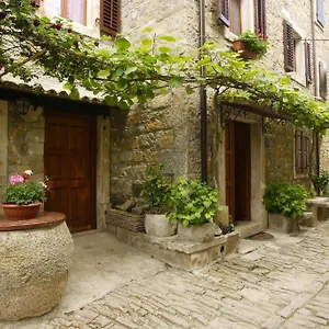 3* Guest house Sara